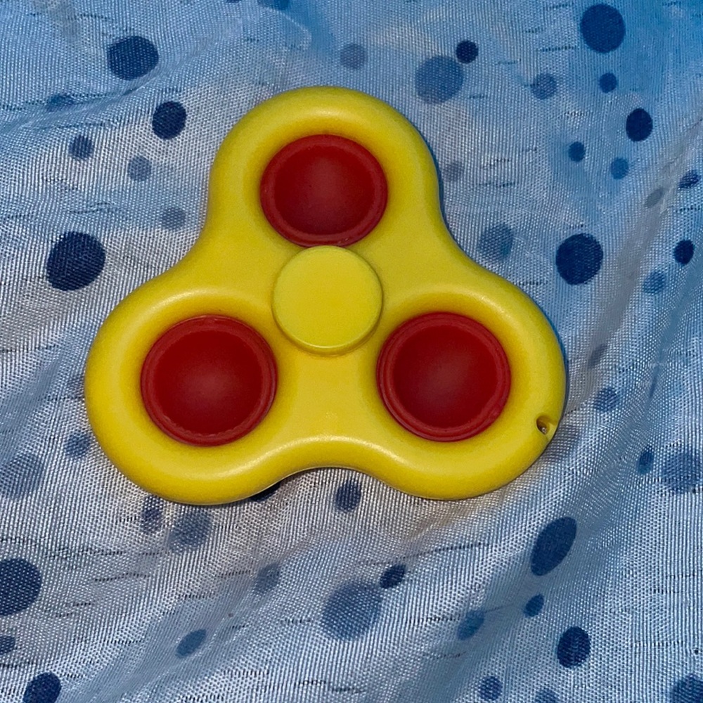 Dimple spinner